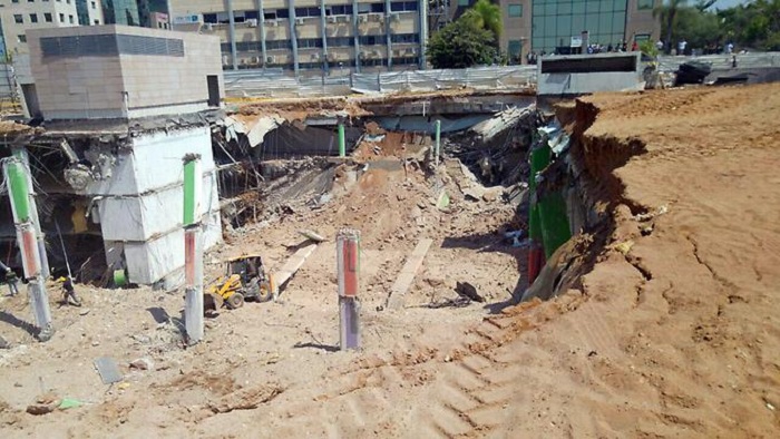 Einstürzendes Parkhaus begräbt Bauarbeiter